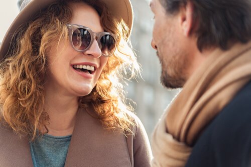 Alcune persone non sono fedeli a te, ma al bisogno di te. Quando i loro bisogni cambiano, non ti vogliono più
