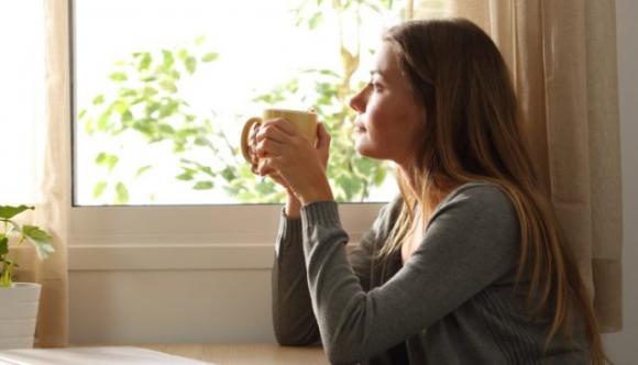 8 cose che ti succedono una volta che inizi ad apprezzare il tempo passato da sola