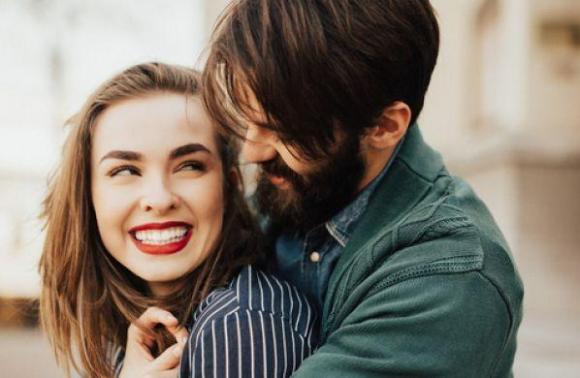 6 cose che tutte le donne devono fare per avere un rapporto intimo felice