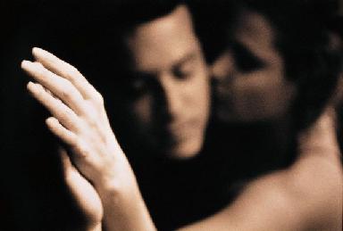 6 cose che tutte le donne devono fare per avere un rapporto intimo felice