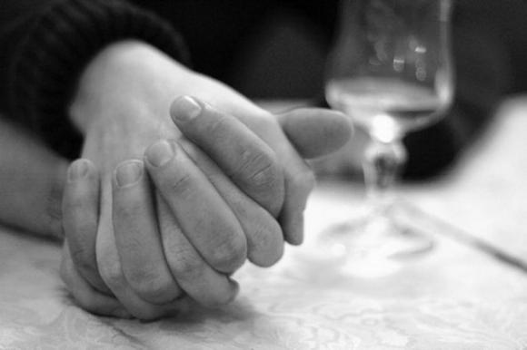 5 segnali lampanti che non hai ancora accettato la fine di una storia