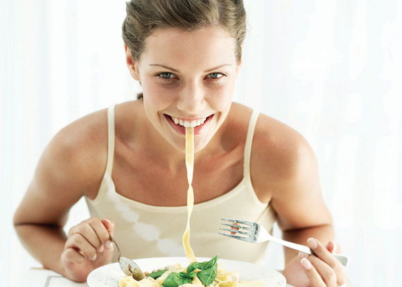 Cosa succede al nostro corpo se smettiamo di mangiare pane, pasta e pizza?