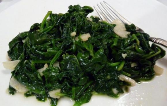 Queste 14 verdure contengono più ferro della carne