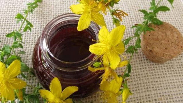 Olio di Iperico, un prodotto eccellente per la pelle