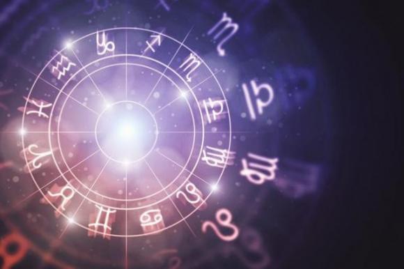Quante volte ti innamorerai nella tua vita? Scoprilo in base al tuo segno zodiacale