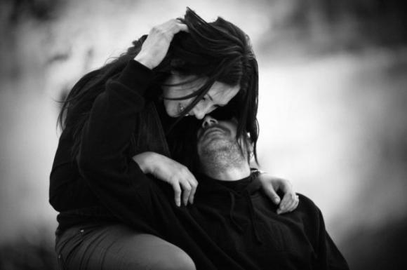 Ecco alcune cose che devi sapere se pensi di esserti innamorata del tuo migliore amico
