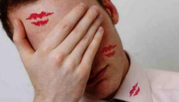 Gli uomini infedeli hanno un quoziente intellettivo basso