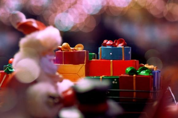 Questo è il primo Natale con la tua ragazza? Ecco cosa devi sapere