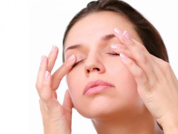 Ecco come prepare in 10 minuti il tè che cura l’influenza, le infezioni alla gola e la sinusite