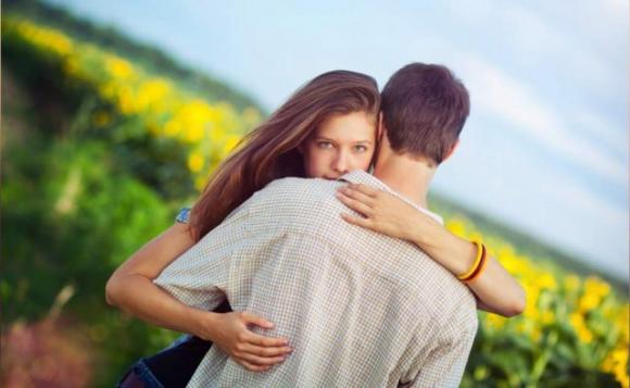 7 cose che gli uomini fanno solo con la donna che amano
