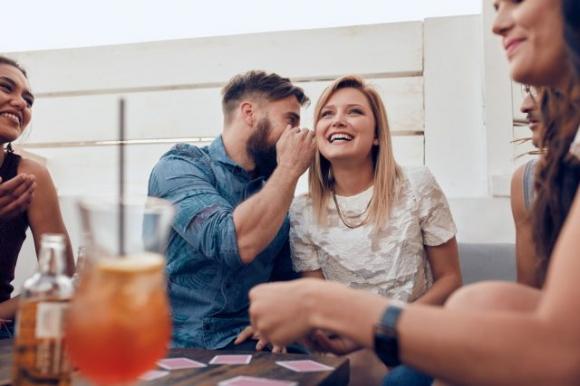 Ecco alcune cose che devi sapere se pensi di esserti innamorata del tuo migliore amico
