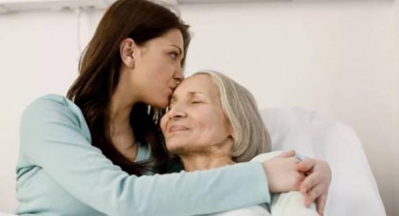 Tutti noi diventiamo genitori dei nostri genitori prima o poi