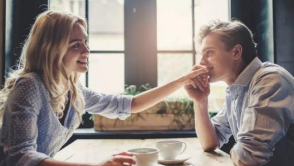 10 cose che un uomo vuole sentirsi dire dalla sua donna
