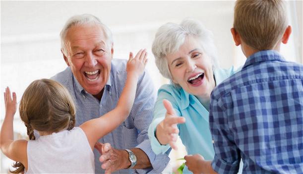 Lascia che i tuoi figli crescano con i nonni vicino, è il miglior dono che puoi fare per loro