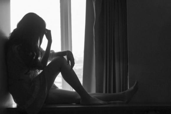 8 cose che devi sapere se vuoi amare una donna che ha subito parecchie delusioni