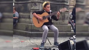 esibizione copertina