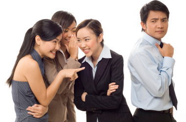 Le persone più infelici e senza vita, parlano male di quella degli altri