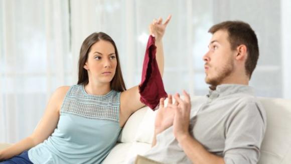 7 cose che hanno in comune i partner traditori