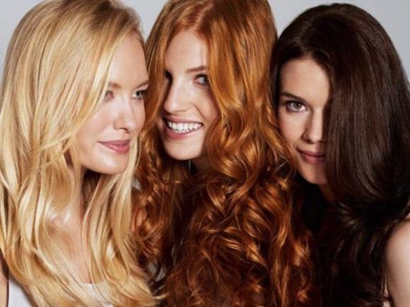 8 rimedi facili e veloci per ottenere capelli lisci, setosi e lucenti