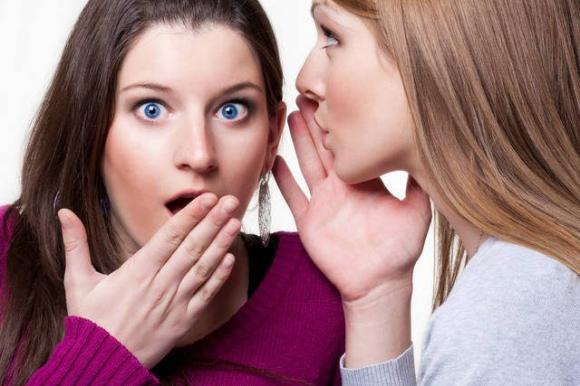 Le persone più infelici e senza vita, parlano male di quella degli altri