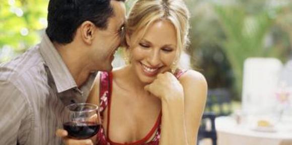 Linguaggio non verbale: 15 modi con cui un uomo dice “ti amo” senza dirlo