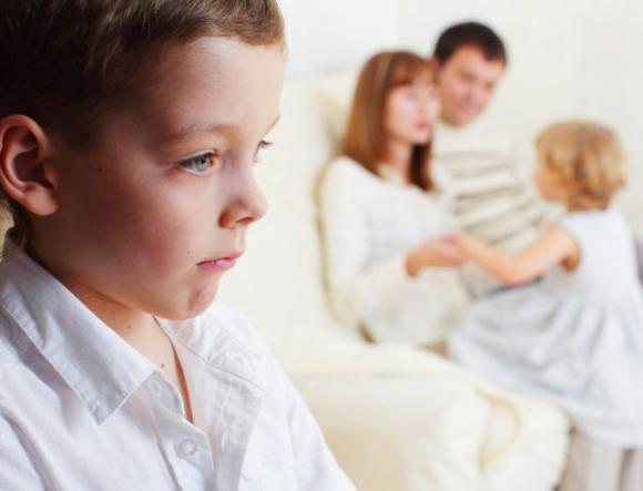 10 errori che ogni genitore dovrebbe evitare di commettere (prima che sia troppo tardi)