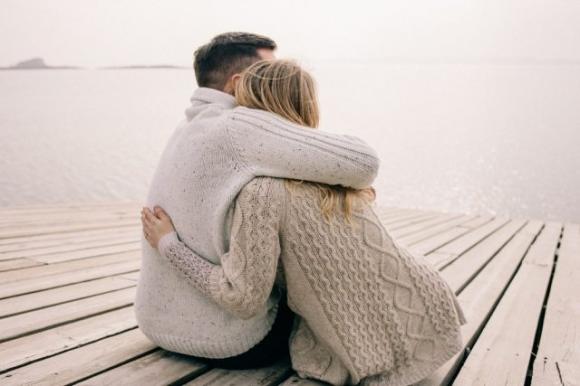 I 6 segni zodiacali che hanno tanti amici, ma hanno difficoltà nel rendere stabile una relazione
