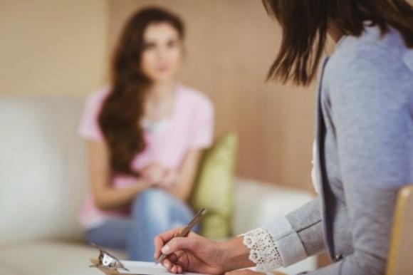 Infiammazione cronica e depressione: esiste un legame? Così ci roviniamo la vita