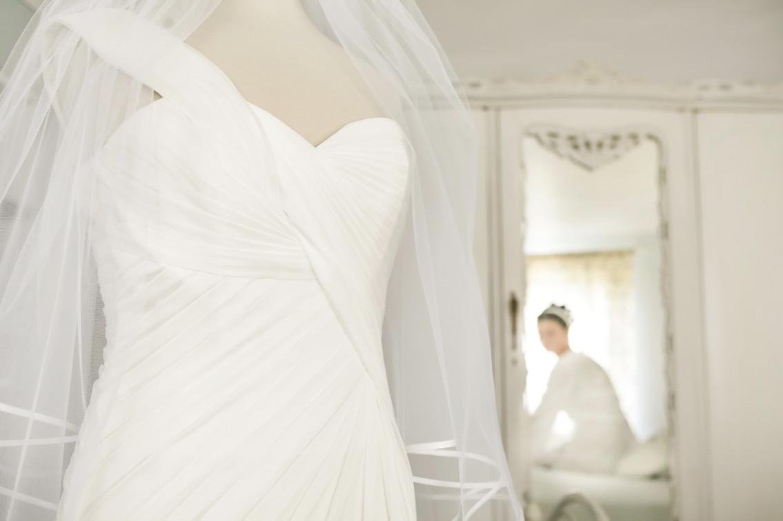 Sognare un abito da sposa assume diversi significati a seconda del colore dell'abito