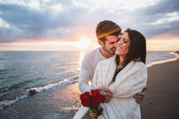 Come conquistare la persona che ti piace in base al suo segno zodiacale: segreti e consigli
