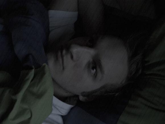 7 cambiamenti drastici che accadono nel tuo corpo quando mangi troppo