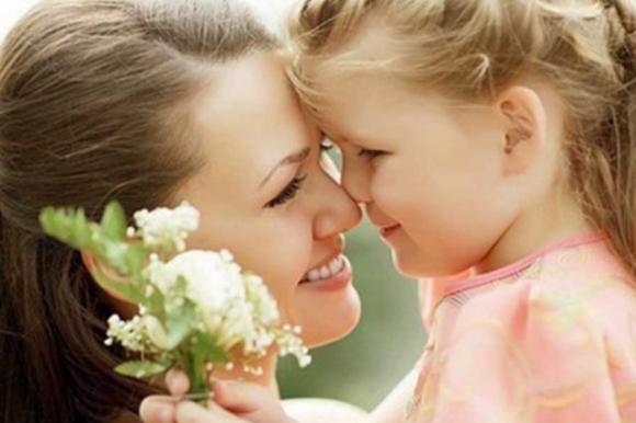 “Sei proprio insopportabile”, le 8 frasi da non dire mai ai tuoi figli