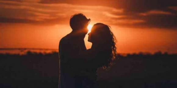 I 4 segni zodiacali più fortunati (soprattutto in amore) a Luglio