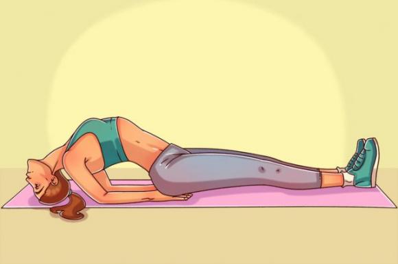8 esercizi da fare tutte le sere che ti aiuteranno ad addormentarti