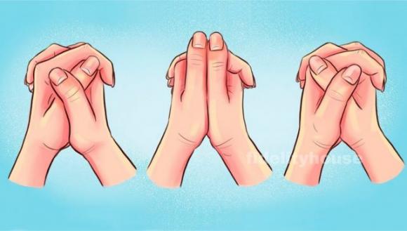 Il modo in cui incroci le dita ti rivela che tipo di personalità hai