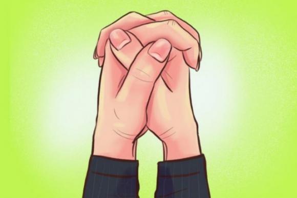 Il modo in cui incroci le dita ti rivela che tipo di personalità hai