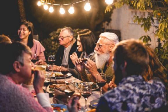 10 cose dannose che i figli fanno spesso ai loro genitori