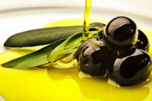 L’olio extra-vergine di oliva protegge il cervello dall’Alzheimer