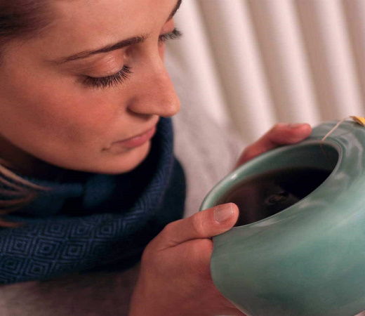 Arriva la tazza scaldamani: non ne potrete fare a meno questo inverno