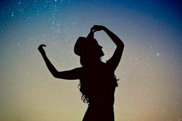 Questi 5 segni zodiacali vivranno un anno pieno d’amore nel 2020