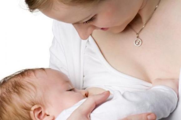 Le donne che diventano mamme a 30 anni, fanno figli più intelligenti. Lo rivela uno studio