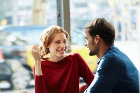 Se il tuo partner dice queste 8 cose, sta pensando ancora alla sua ex
