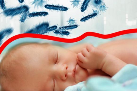 Allattamento al seno: un gesto d’amore che fa bene sia al bambino che alla mamma. Ecco 9 benefici