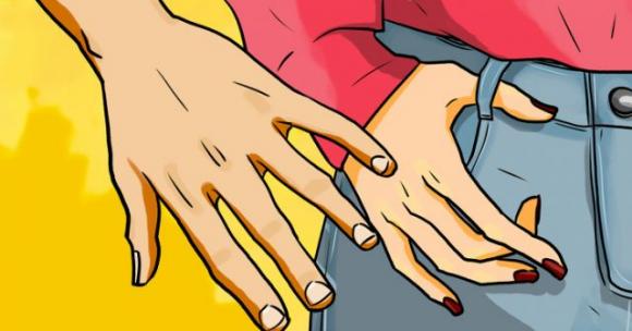 Linguaggio del corpo: questi 14 gesti indicano che gli piaci proprio tanto