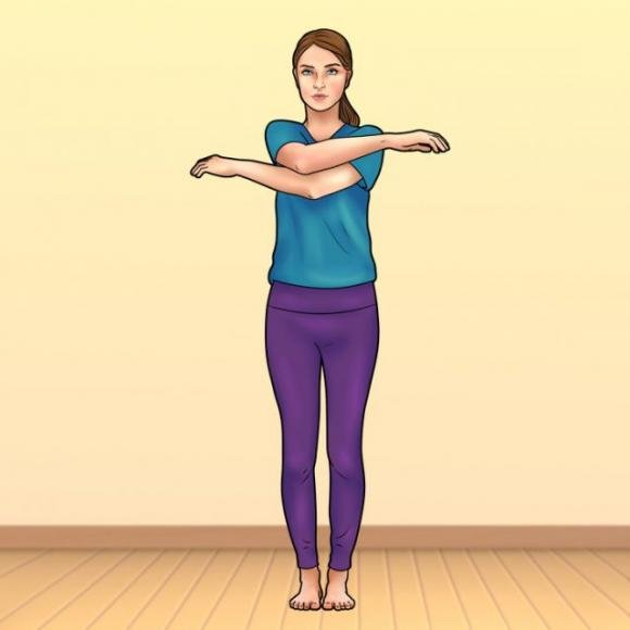 Questo semplice esercizio ti aiuterà a ridurre il mal di schiena e a migliorare la postura: bastano solo 2 minuti al giorno!