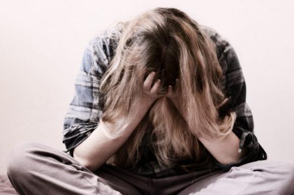 Quando l’ansia diventa un problema fisico: ecco 10 sintomi che possono manifestarsi nel tuo corpo