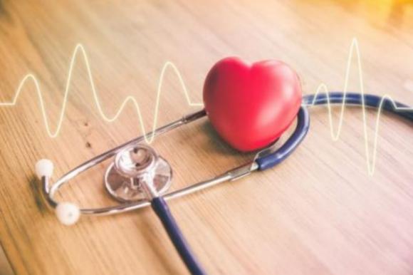 9 segnali che forse c’è qualcosa non va nel tuo cuore ed è meglio consultare un medico