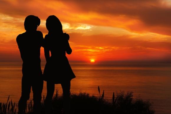 Tra queste coppie di segni zodiacali c’è una chimica pazzesca: scopri quali sono