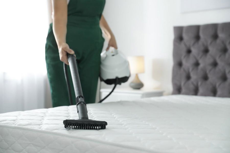 Come pulire il materasso: consigli e trucchi facili e veloci