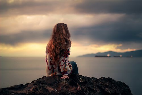 Questo è il motivo per cui ogni uomo rimpiange di aver perso l’unica donna che lo ha atteso per troppo tempo